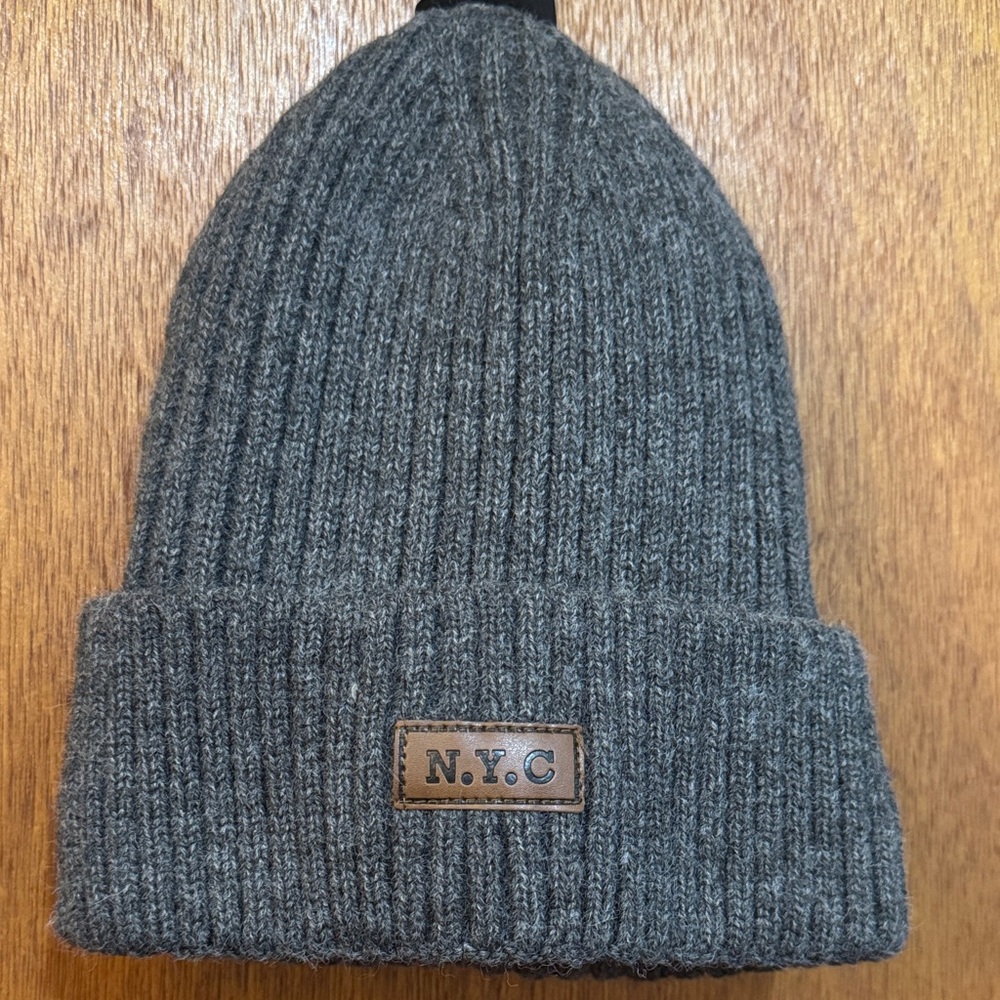 Gray Ribbed Knit Beanie - Men